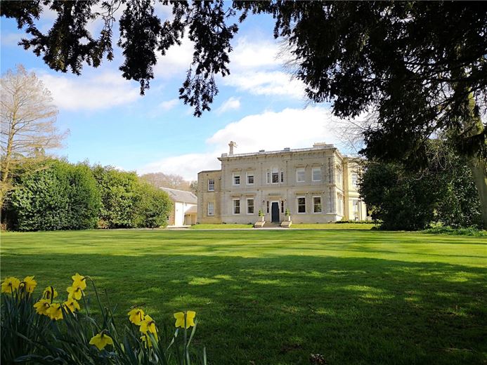 9 bedroom house, Cleatham, Gainsborough DN21 - Available