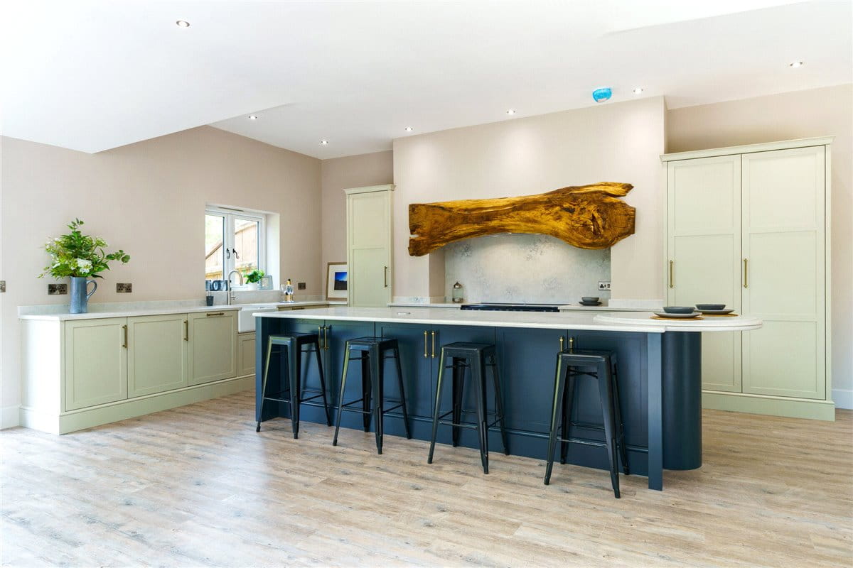 4 bedroom , The Stables, North Dalton YO25 - Available