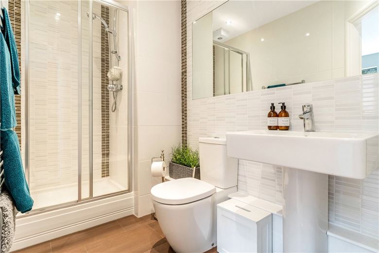 4 bedroom house, Orchard Court, York YO31 - Sold