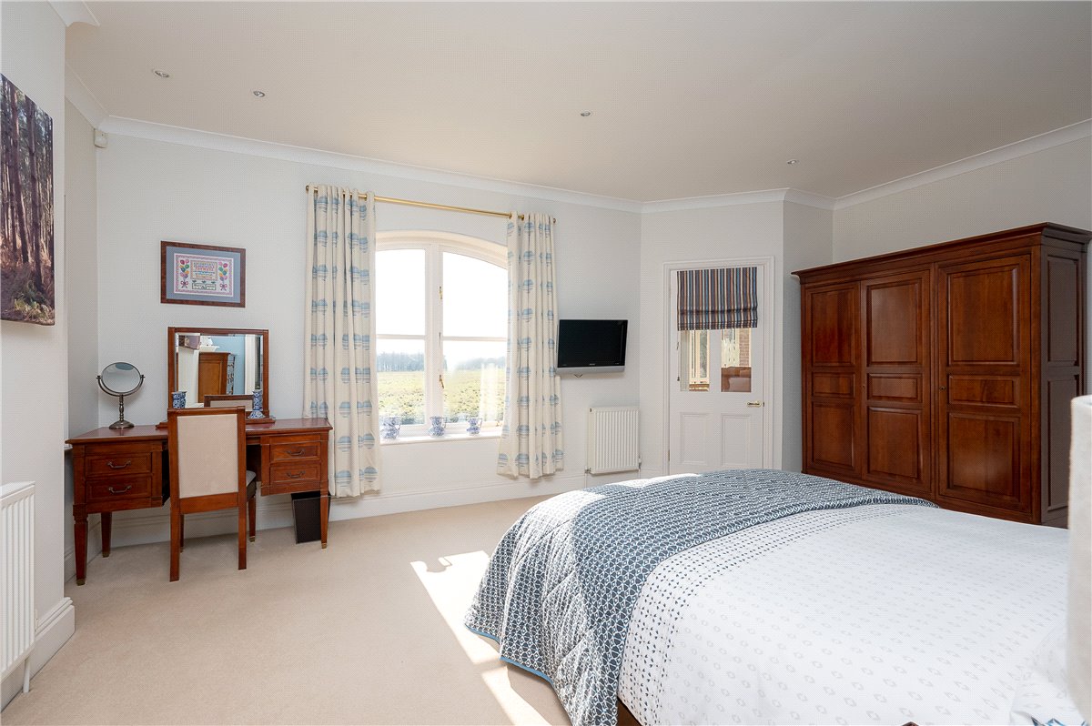 5 bedroom house, Selby Road, Holme-on-Spalding-Moor YO43 - Sold