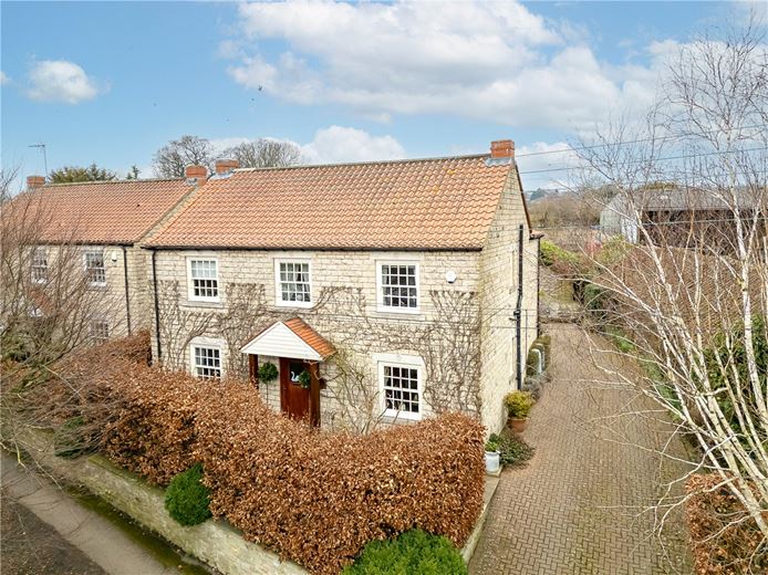 4 bedroom house, Keld Head, Pickering YO18 - Available