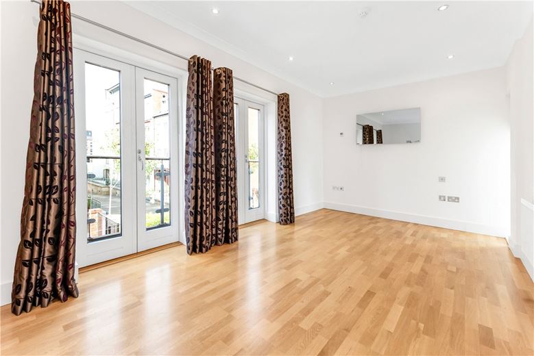 5 bedroom house, Kings Pool Walk, York YO1 - Available