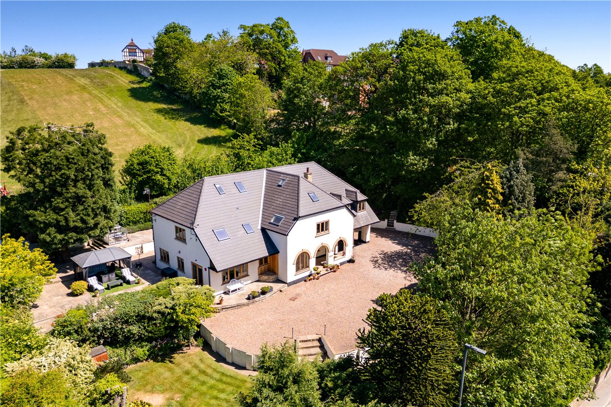 6 bedroom house, York House, Carleton Road WF8 - Available