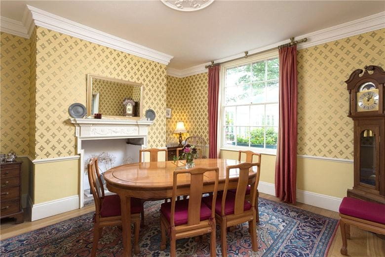 5 bedroom house, Front Street, Wold Newton YO25 - Available