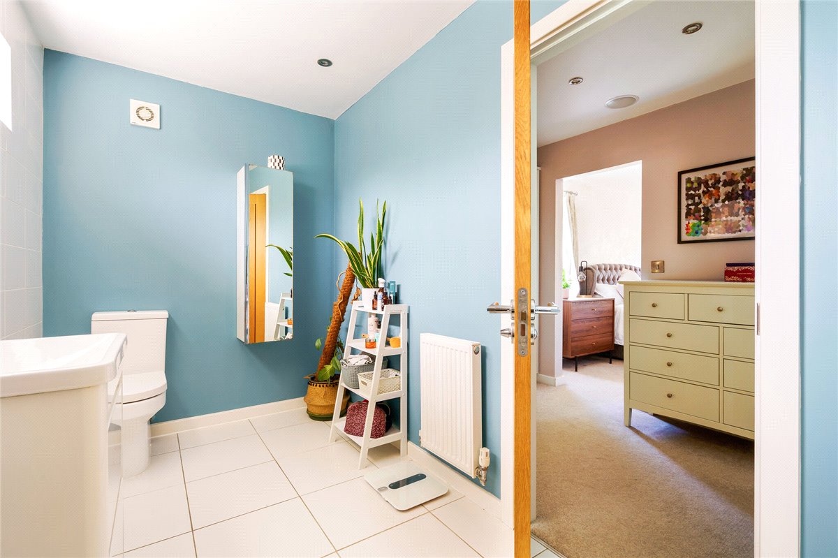 6 bedroom house, Beckside Close, North Cave HU15 - Sold