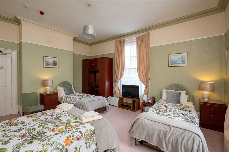 7 bedroom house, Fulford Road, York YO10 - Available