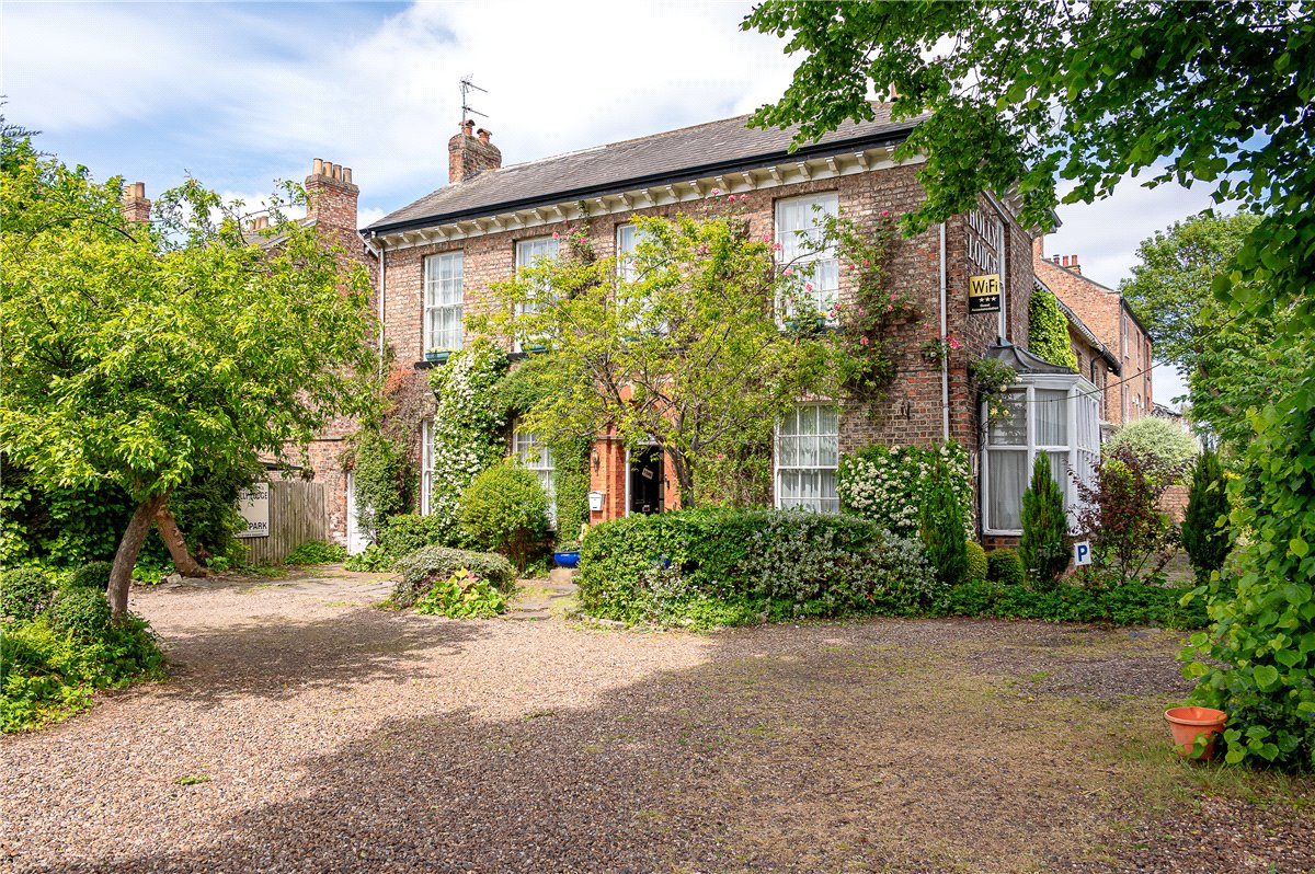 7 bedroom house, Fulford Road, York YO10 - Available