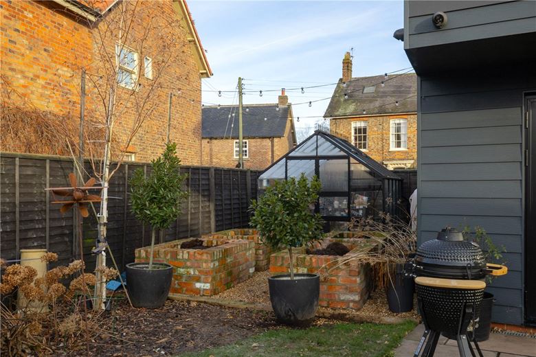 5 bedroom house, Alne Road, Tollerton YO61 - Available