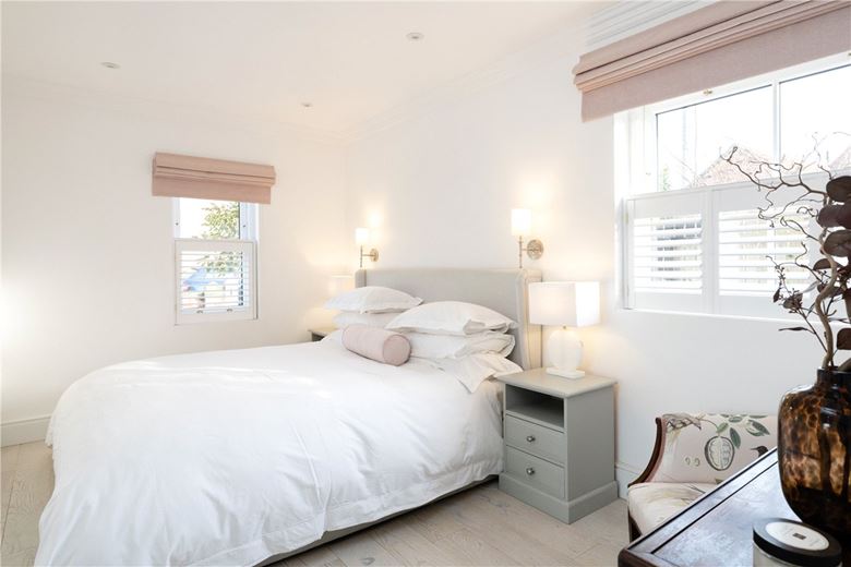 5 bedroom house, Alne Road, Tollerton YO61 - Available