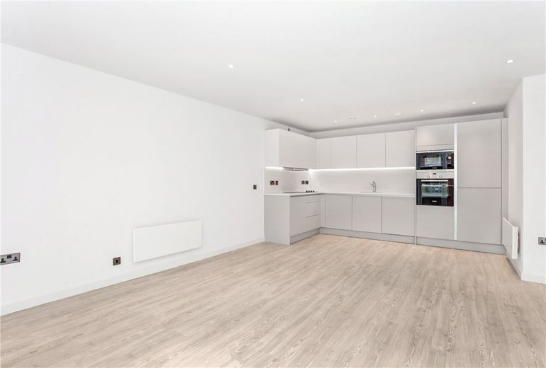 2 bedroom flat, Pound Lane, York YO1 - Available