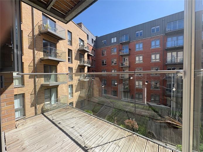 2 bedroom flat, Pound Lane, York YO1 - Sold