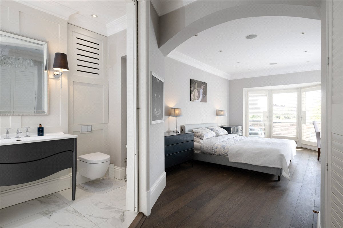 5 bedroom house, Fulford Road, York YO10 - Sold STC