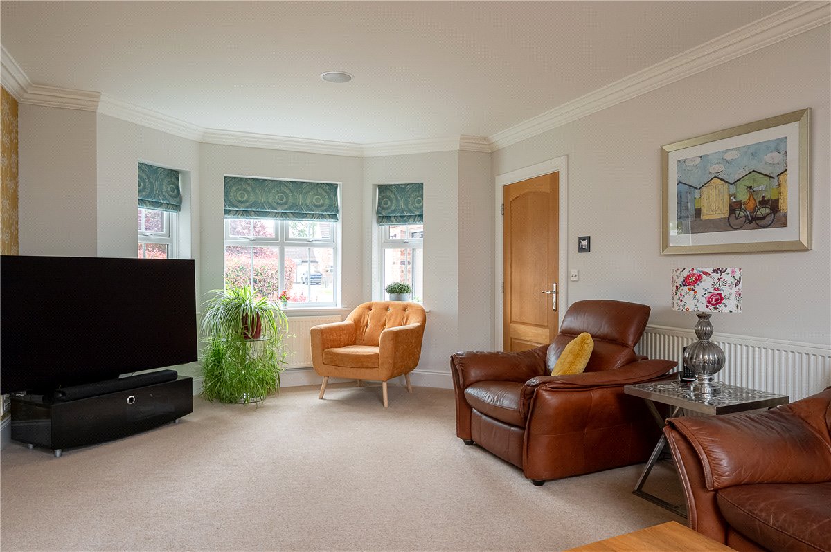 5 bedroom house, The Village, Stockton on the Forest YO32 - Available