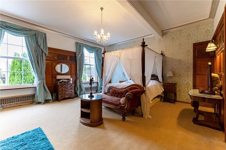 6 bedroom house, Main Street, West Haddlesey YO8 - Sold STC