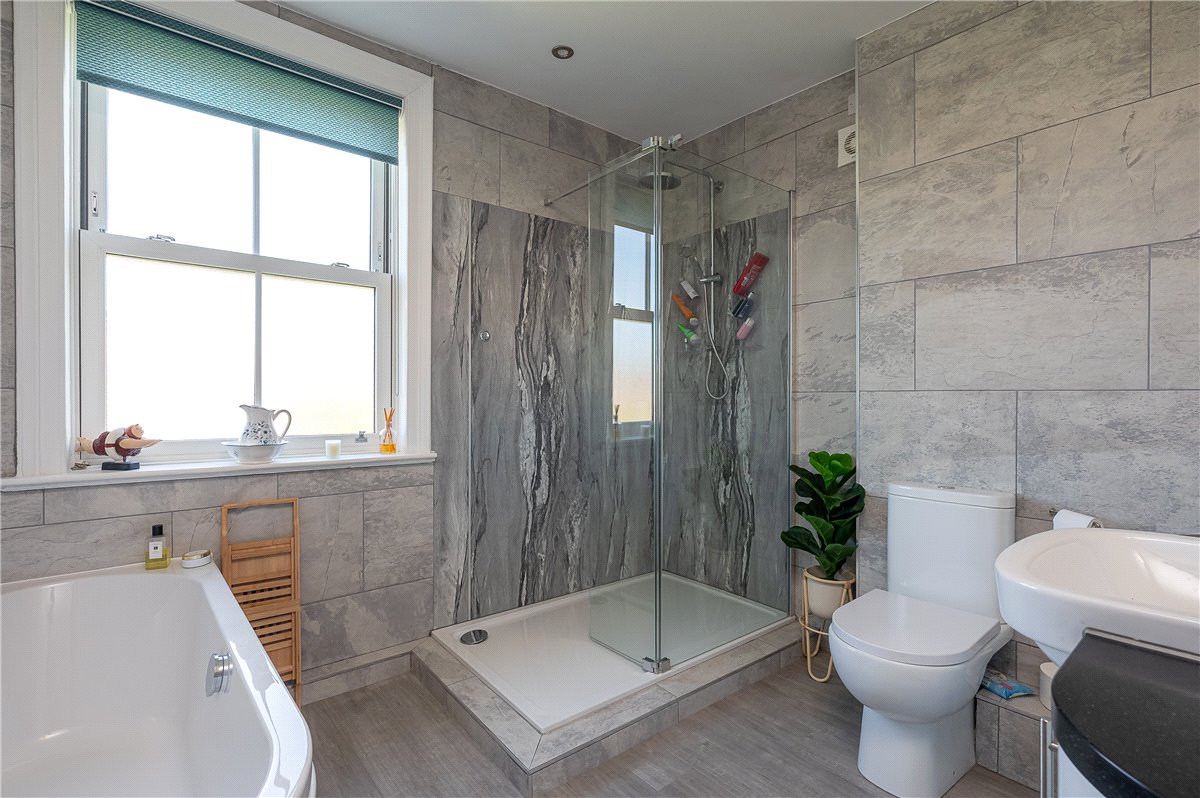 4 bedroom house, Main Street, Riccall YO19 - Sold STC