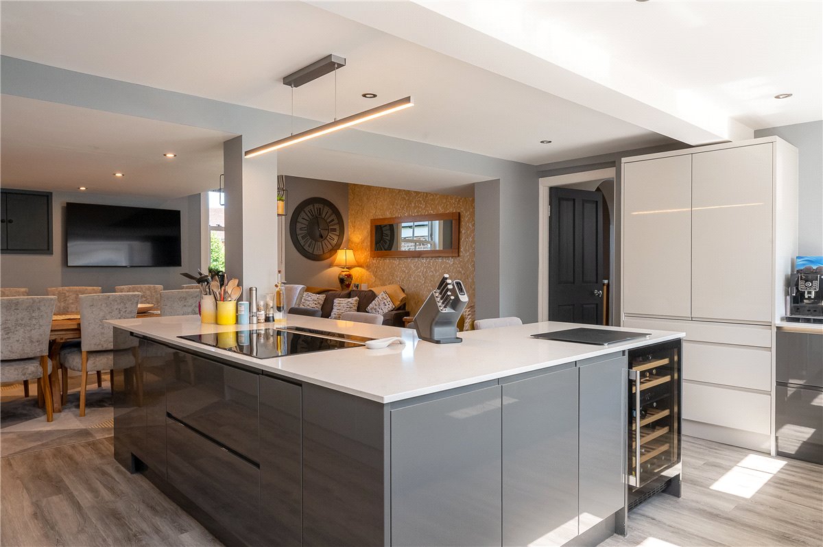 4 bedroom house, Main Street, Riccall YO19 - Sold STC