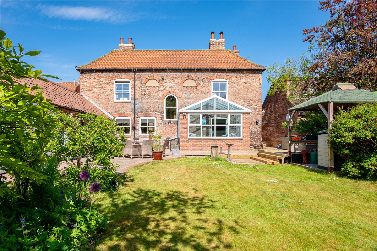 4 bedroom house, Main Street, Riccall YO19 - Sold STC