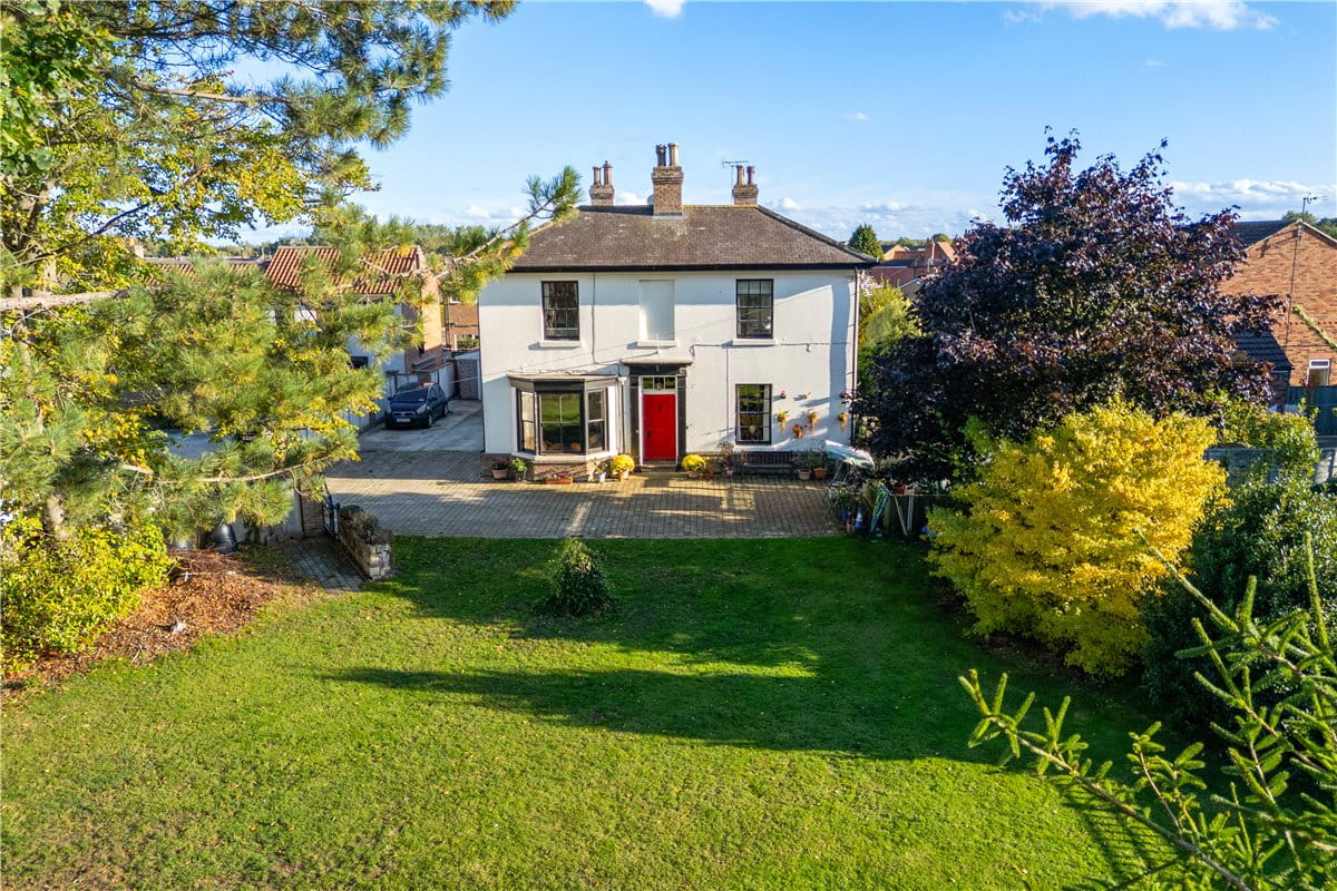 6 bedroom house, Doncaster Road, Selby YO8 - Available