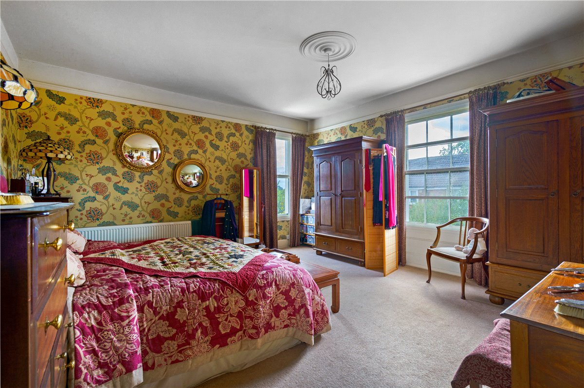 6 bedroom house, Doncaster Road, Selby YO8 - Available