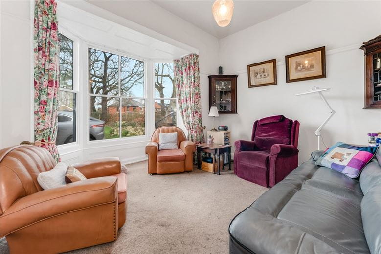 6 bedroom house, Doncaster Road, Selby YO8 - Available