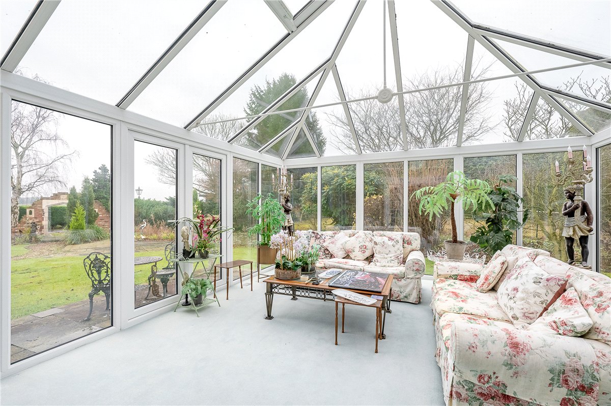 5 bedroom house, Tadcaster Road, Sherburn in Elmet LS25 - Available