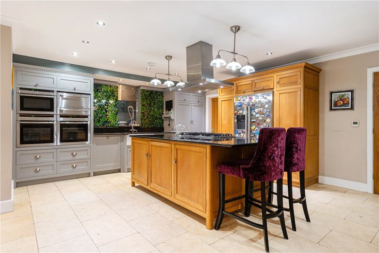 5 bedroom house, Main Street, Upper Poppleton YO26 - Available