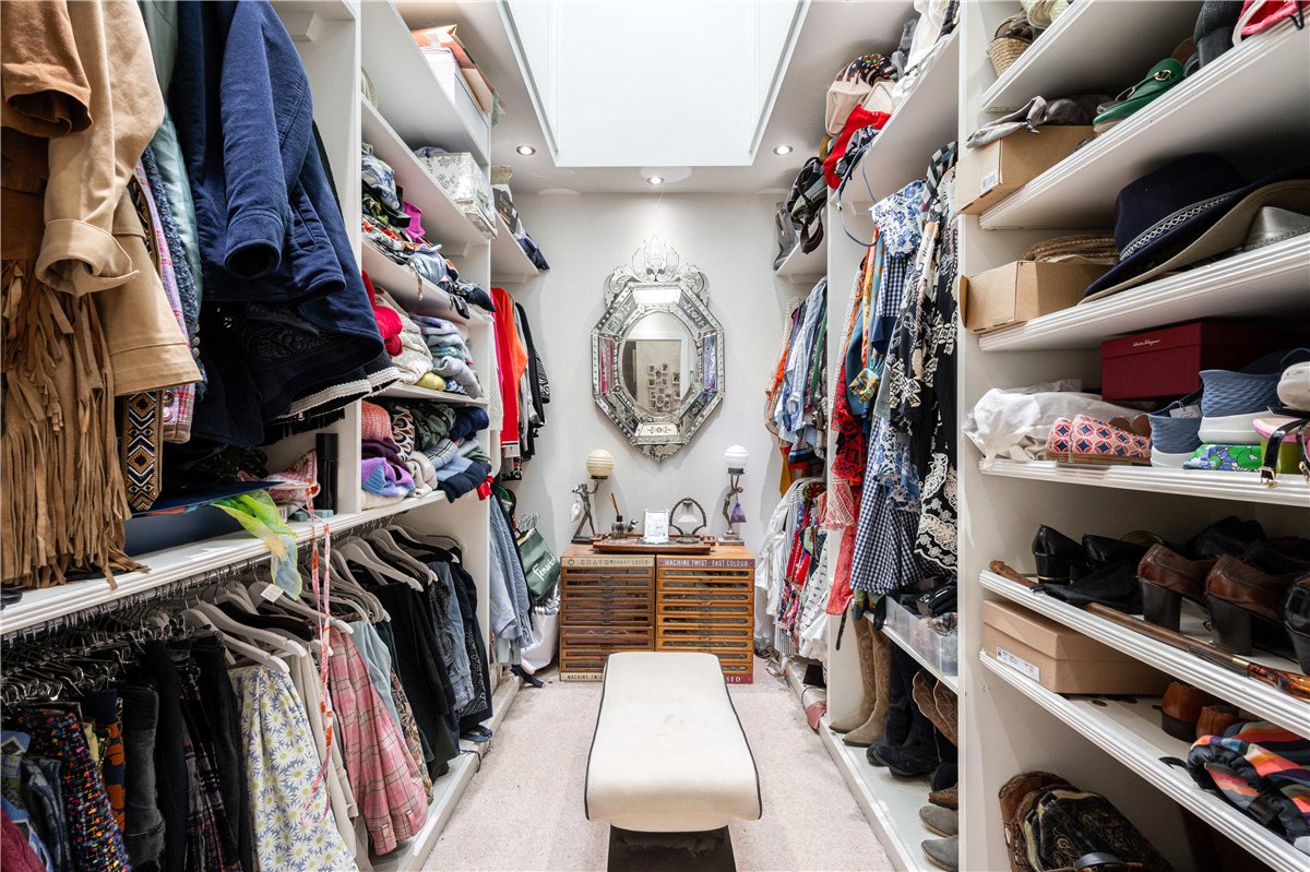 5 bedroom house, Main Street, Upper Poppleton YO26 - Available