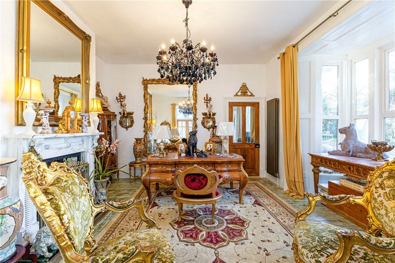 7 bedroom house, Manby Road, Stewton LN11 - Available