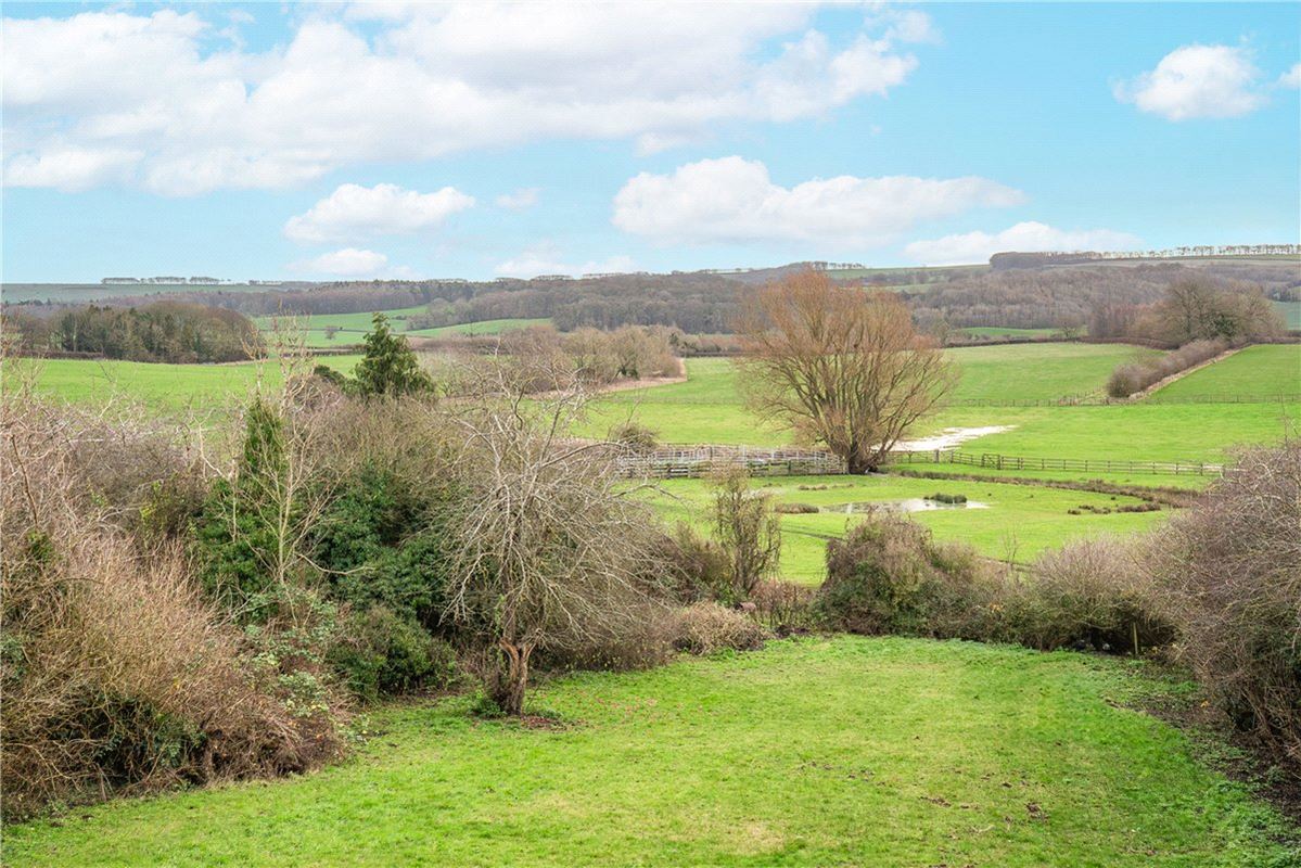 5 bedroom house, Langton, Malton YO17 - Available