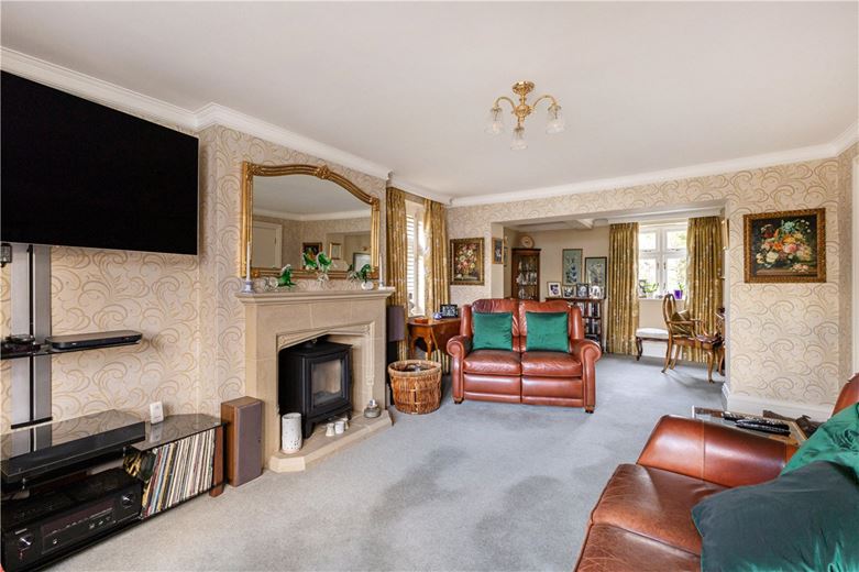 5 bedroom house, The Village, Stockton on the Forest YO32 - Available