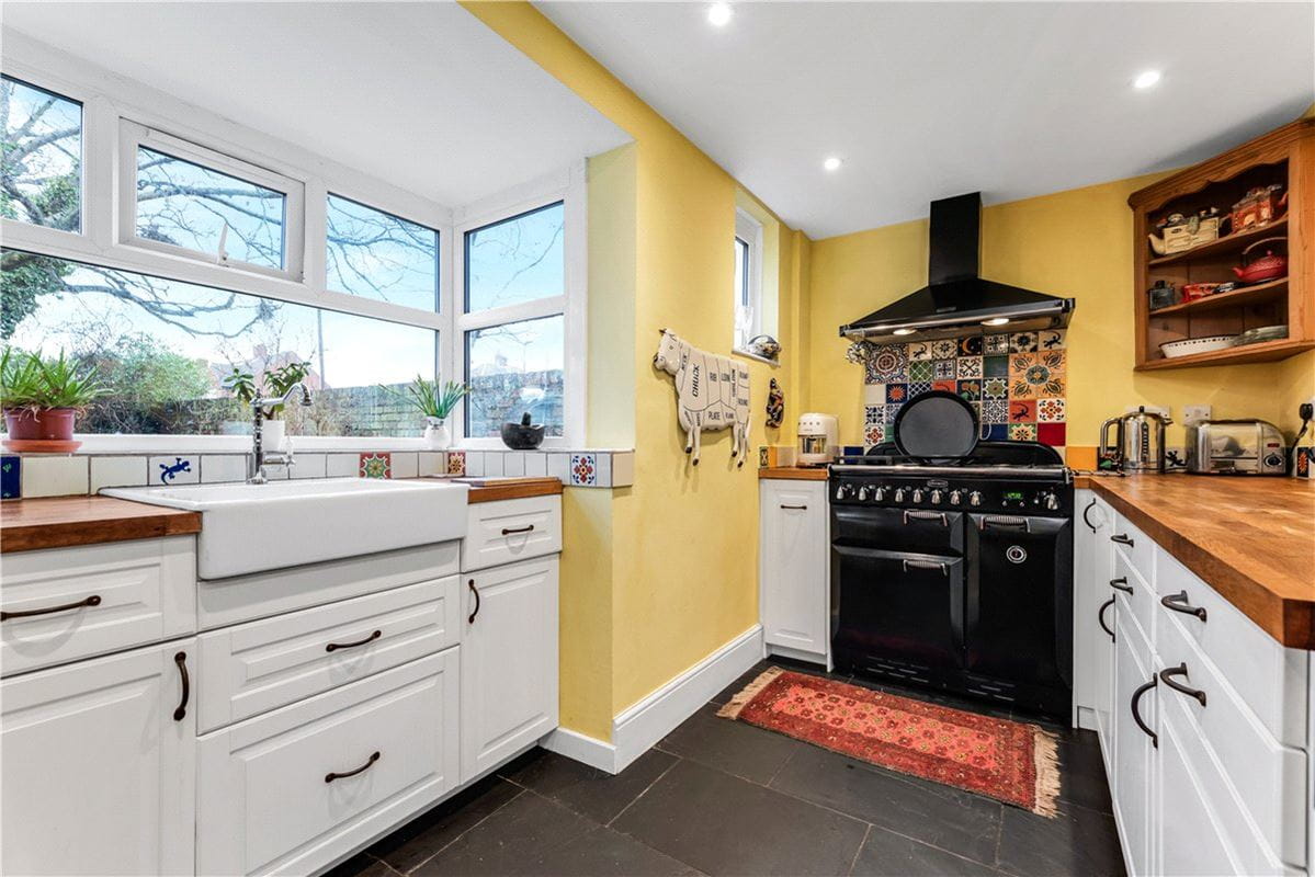 3 bedroom house, Askham Lane, York YO24 - Available