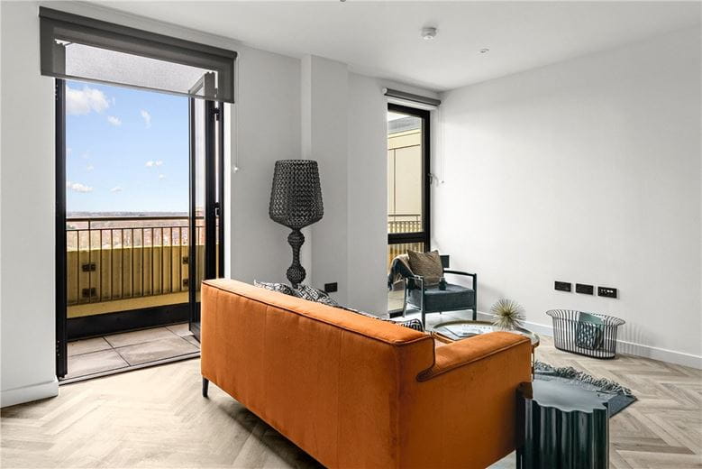 2 bedroom flat, Haxby Road, York YO31 - Available