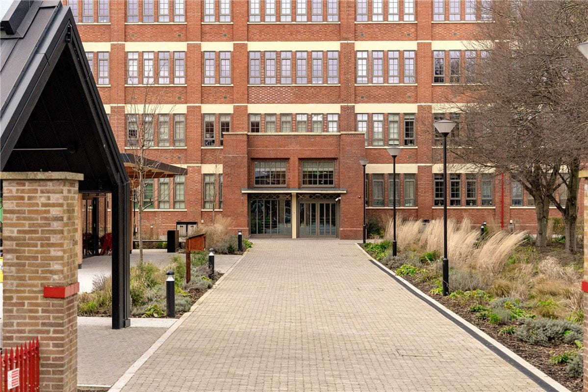 2 bedroom flat, Haxby Road, York YO31 - Available