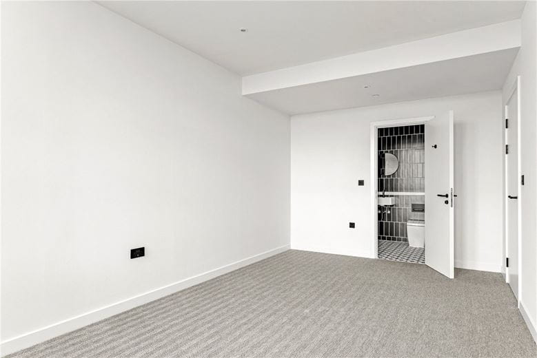 2 bedroom flat, Haxby Road, York YO31 - Available