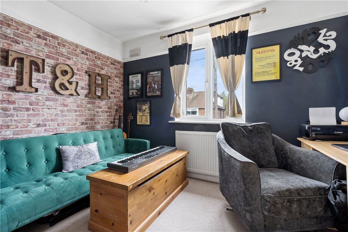 3 bedroom house, Eastfield Avenue, Haxby YO32 - Available