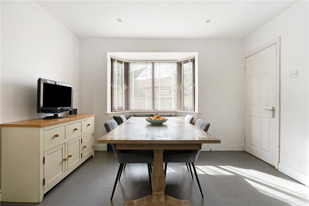 5 bedroom house, Back Lane, Riccall YO19 - Available